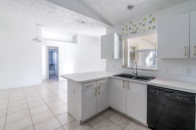 298 SW Eyerly Avenue, Port St. Lucie, Port St Lucie, FL 34953