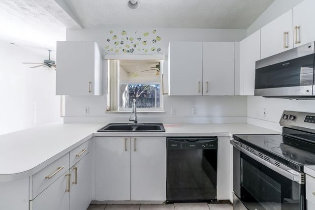 298 SW Eyerly Avenue, Port St. Lucie, Port St Lucie, FL 34953