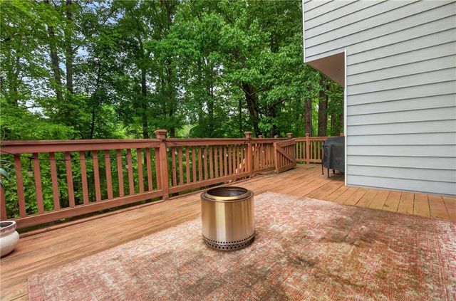 8571 BIRCH HOLLOW Drive, Roswell, GA 30076