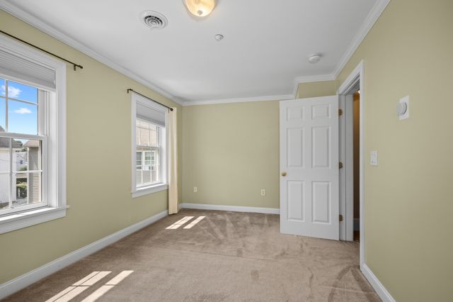 7 Dewey Street 4, Natick, MA 01760
