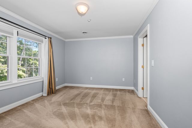 7 Dewey Street 4, Natick, MA 01760