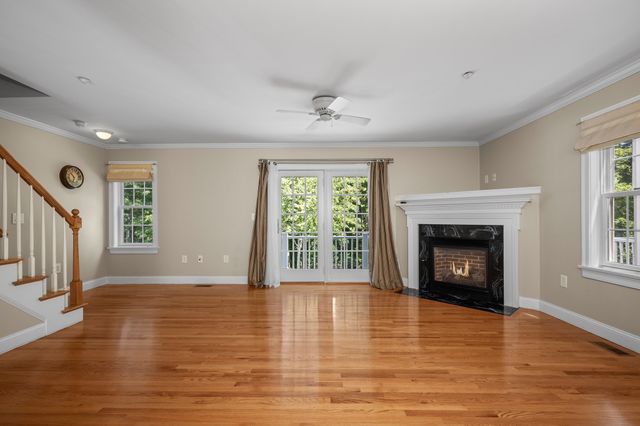 7 Dewey Street 4, Natick, MA 01760