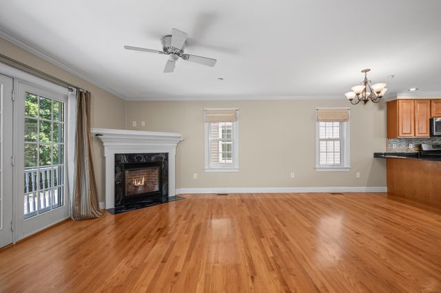 7 Dewey Street 4, Natick, MA 01760
