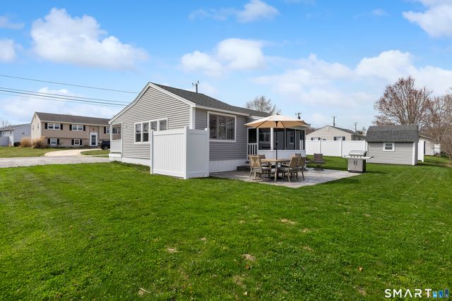 16 Flagler Avenue, Old Lyme, CT 06371