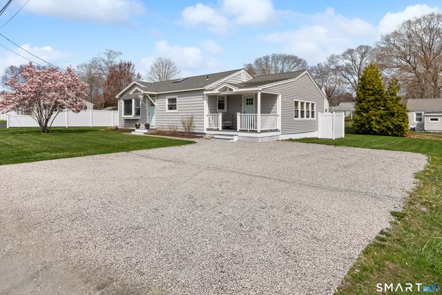 16 Flagler Avenue, Old Lyme, CT 06371