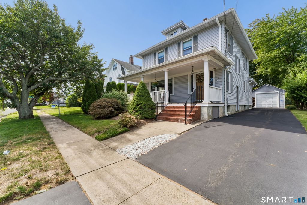 471 Housatonic Avenue, Stratford, CT 06615