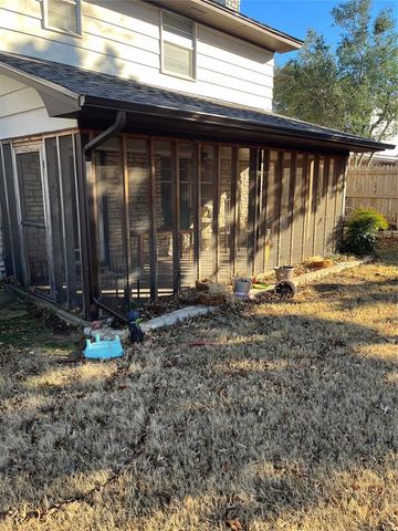 6705 N Shawnee Avenue, Oklahoma City, OK 73116