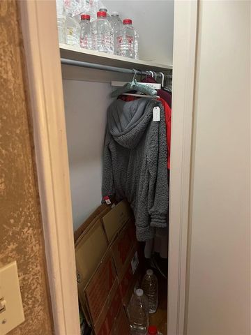 6705 N Shawnee Avenue, Oklahoma City, OK 73116