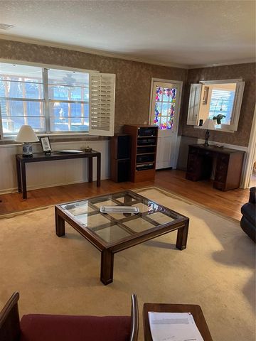 6705 N Shawnee Avenue, Oklahoma City, OK 73116