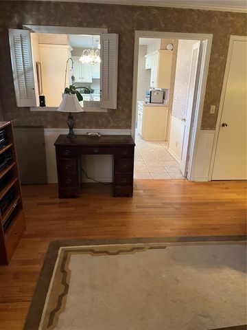 6705 N Shawnee Avenue, Oklahoma City, OK 73116