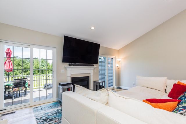 10A Cardinal Lane, Epping, NH 03042