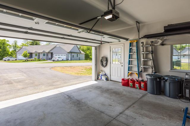 10A Cardinal Lane, Epping, NH 03042