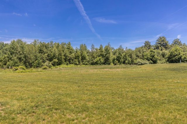10A Cardinal Lane, Epping, NH 03042