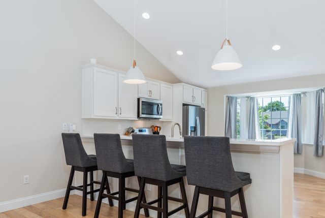 10A Cardinal Lane, Epping, NH 03042