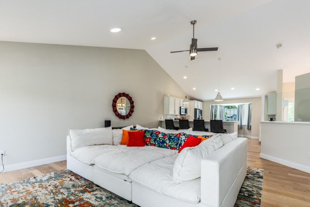 10A Cardinal Lane, Epping, NH 03042