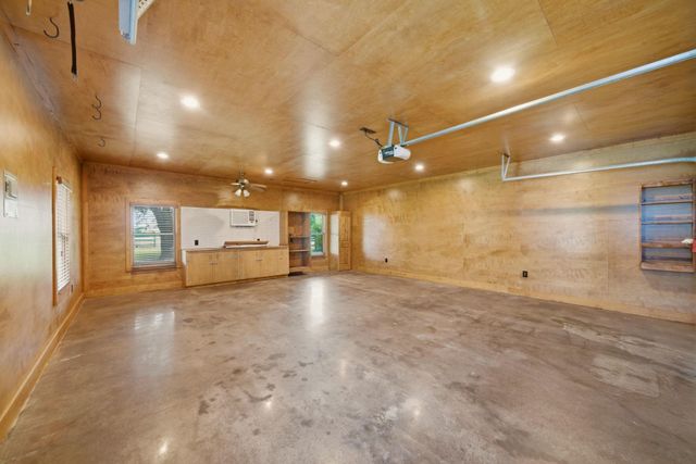 1301 W Viejo Drive, Friendswood, TX 77546