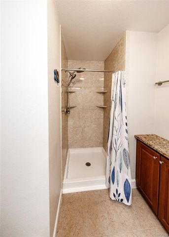 16 Sutherland Court, Highlands Ranch, CO 80130