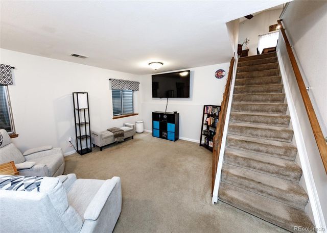 16 Sutherland Court, Highlands Ranch, CO 80130