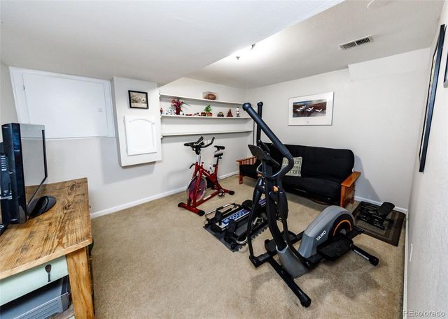 16 Sutherland Court, Highlands Ranch, CO 80130