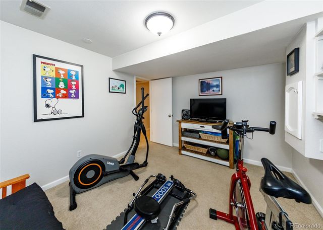 16 Sutherland Court, Highlands Ranch, CO 80130