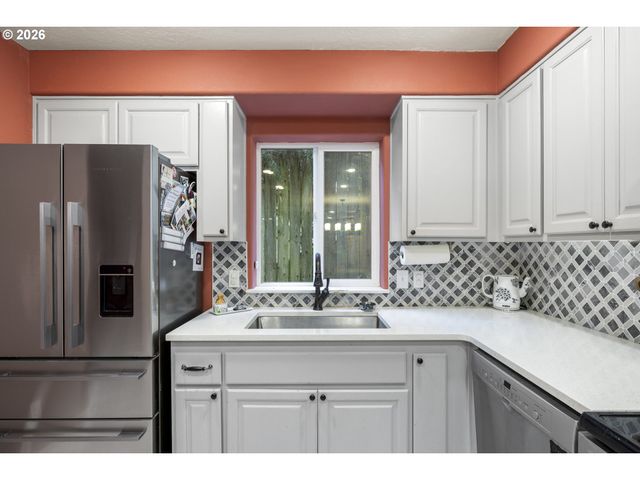 1340 CLASSICO Ct Se, Salem, OR 97306
