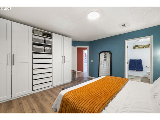 1340 CLASSICO Ct Se, Salem, OR 97306