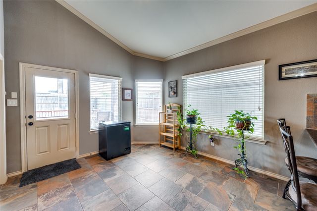 5813 Longmont Drive, Denton, TX 76208