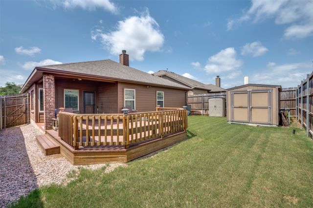 5813 Longmont Drive, Denton, TX 76208