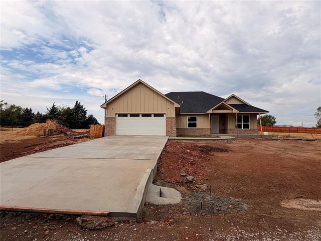 219 W Johnson Drive, Guthrie, OK 73044