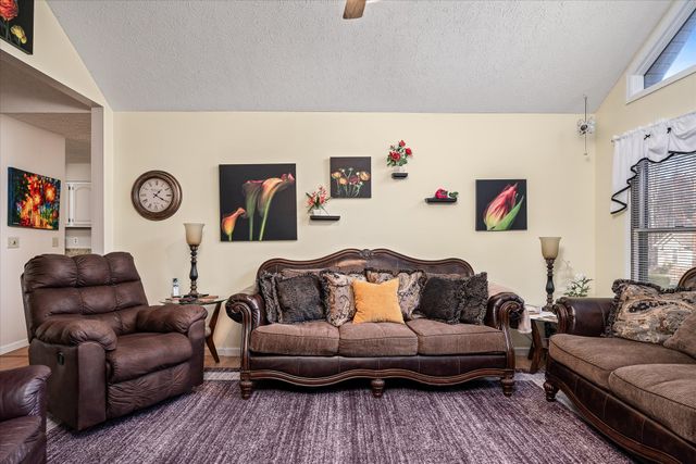 118 Glenwood Dr, Crossville, TN 38558