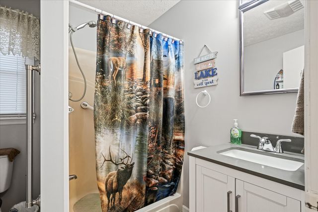 118 Glenwood Dr, Crossville, TN 38558