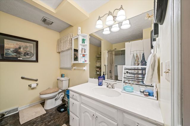 118 Glenwood Dr, Crossville, TN 38558