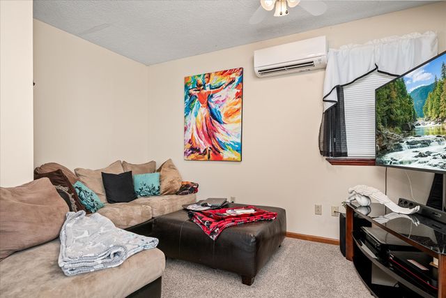 118 Glenwood Dr, Crossville, TN 38558