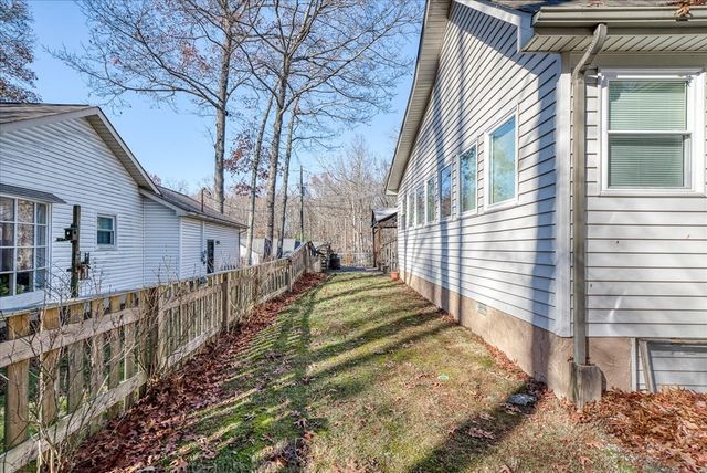 118 Glenwood Dr, Crossville, TN 38558