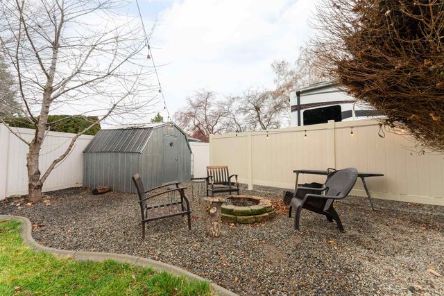 6315 S Moran Dr, Spokane, WA 99223