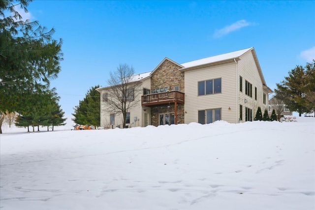 1047 174th Street, Hammond, WI 54015