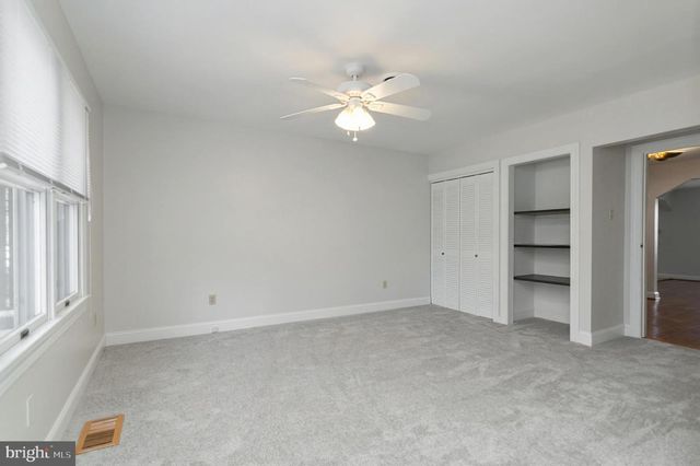 2920 FAIRMONT ST, Falls Church, VA 22042