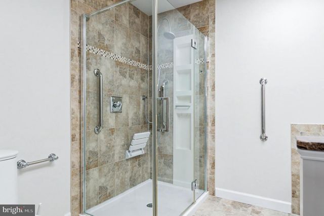 2920 FAIRMONT ST, Falls Church, VA 22042