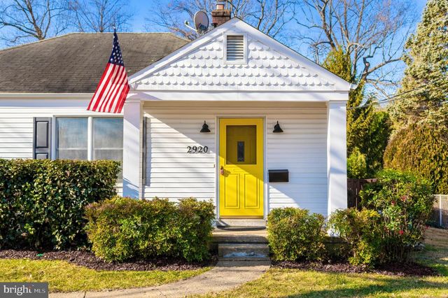 2920 FAIRMONT ST, Falls Church, VA 22042