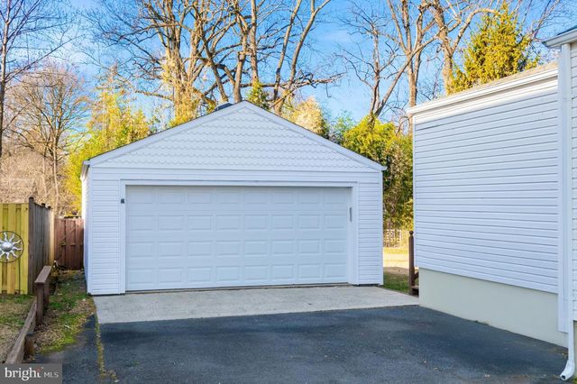 2920 FAIRMONT ST, Falls Church, VA 22042