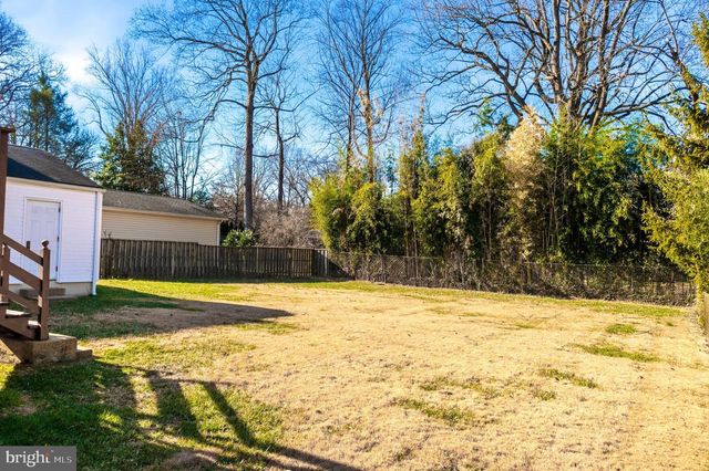 2920 FAIRMONT ST, Falls Church, VA 22042