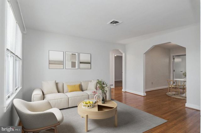 2920 FAIRMONT ST, Falls Church, VA 22042