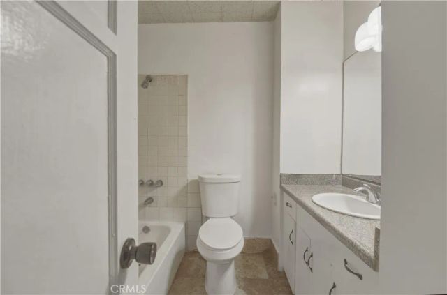 6626 Riverton, North Hollywood, CA 91606