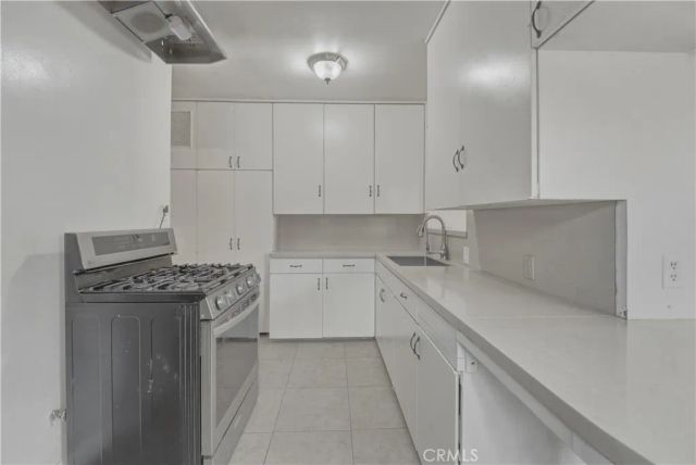 6626 Riverton, North Hollywood, CA 91606