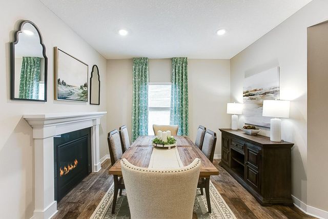 3792 Brookside Drive, Chaska, MN 55318