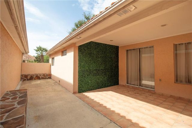 113 E Yucca Avenue, Mcallen, TX 78504