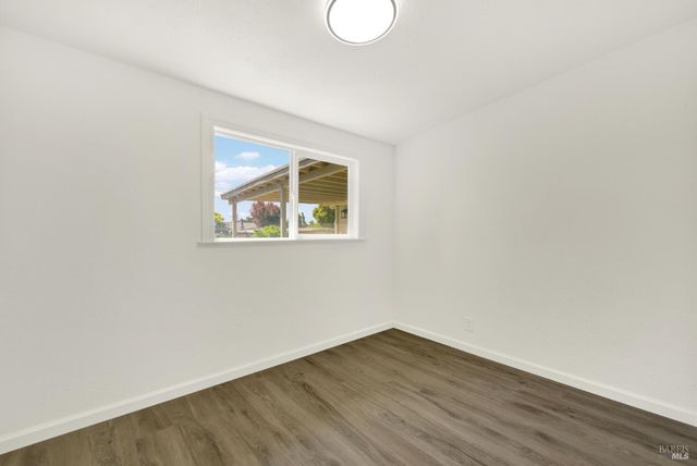 14 Joan Dr, American Canyon, CA 94503