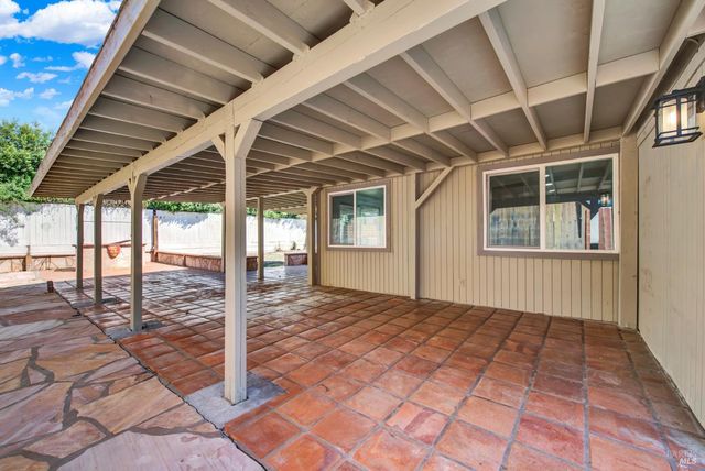 14 Joan Dr, American Canyon, CA 94503