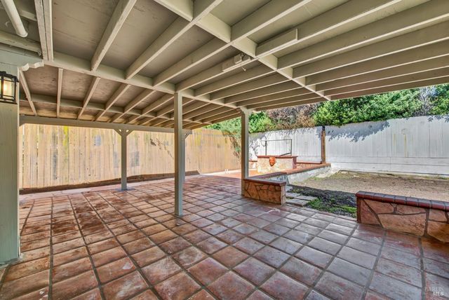 14 Joan Dr, American Canyon, CA 94503