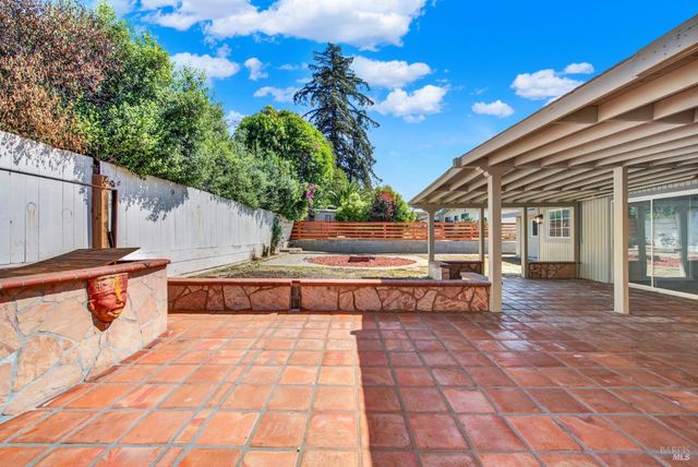 14 Joan Dr, American Canyon, CA 94503